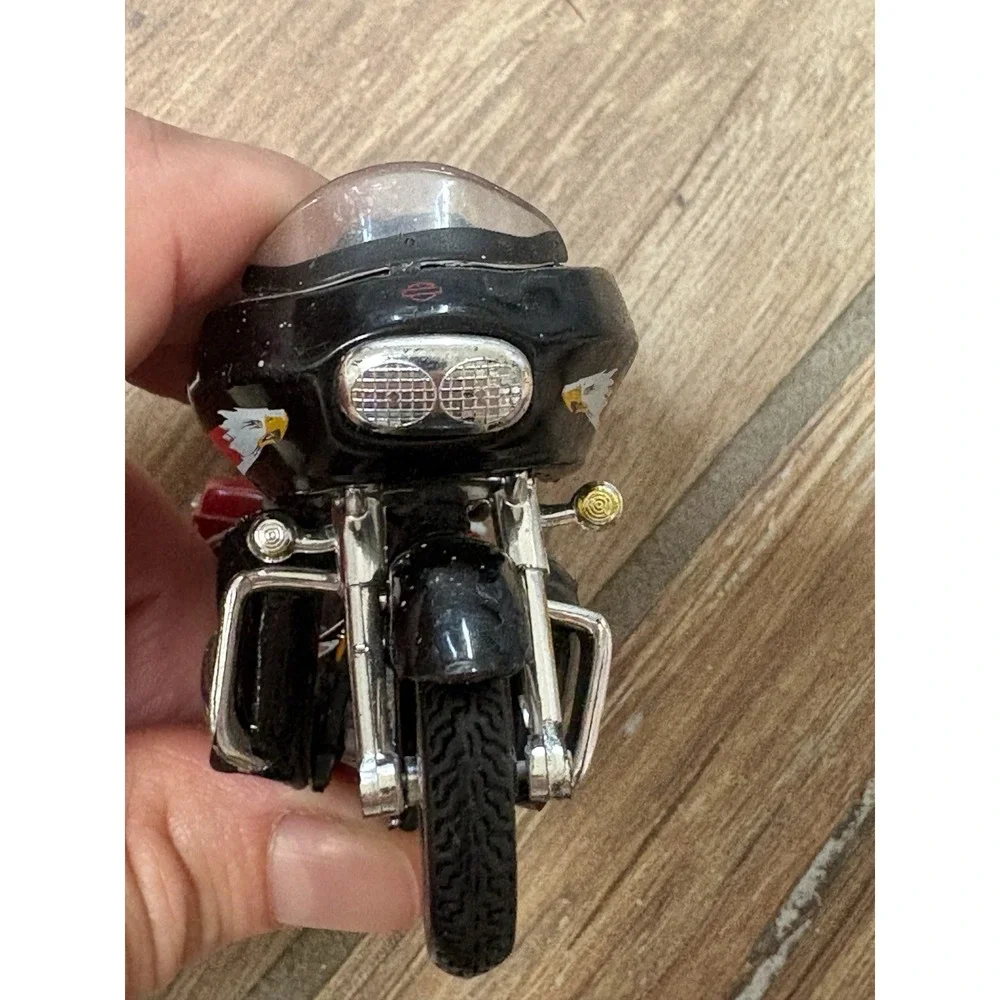 Maisto Harley Davidson 2014 CVO Breakout Diecast Motorcycle‎ Cruiser